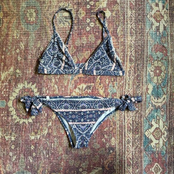 Women’s Small Rhythm. Made for Adventure Floral Bikini Set - Picture 1 of 8